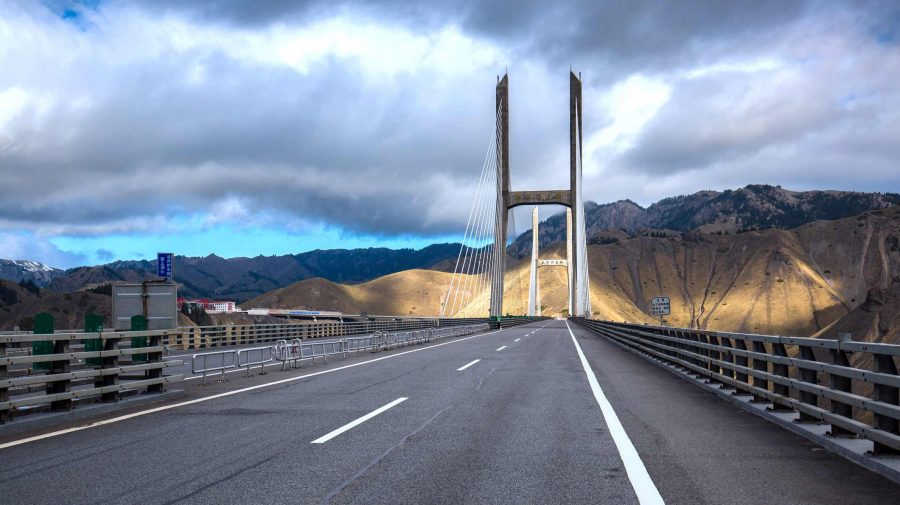 (FOTO/VIDEO) Cum arată și câți kilometri are cea mai lungă autostradă din lume. Străbate munți și deșerturi