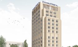 Investitorii moldoveni au cumpărat sediul BCR din Brașov și vor să-l transforme în hotel Hilton