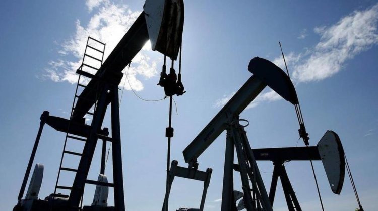 Preţul petrolului Brent a depăşit 90 de dolari pe baril pentru prima oară din 2014
