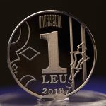 Gaură financiară! Moldovenii consumă pe credit, iar economia a intrat pe minus