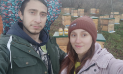 Cumpără un borcan de miere și #AJUTĂUNCOPIL. Campania lansată de Victoria și Eugen Sobol, Stupina din Codrii Moldovei