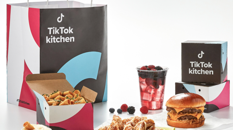 TikTok își deschide restaurante pentru fani! Vor putea comanda cele mai populare rețete de pe platformă