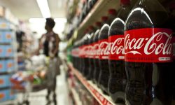 Cât câştigă un angajat al Coca-Cola în România? Beneficiile oferite angajaților