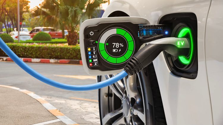 Şoferii îşi pierd interesul pentru maşinile electrice, pe măsură ce costul energiei creşte