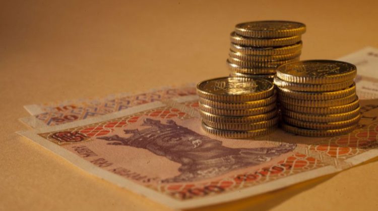 Banii pentru zile negre – asul din mâneca moldovenilor. Au depozitat miliarde de lei în bănci