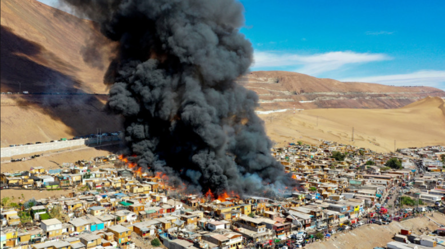 Un cartier al săracilor din Chile a ars în totalitate. Două școli au fost transformate în adăposturi