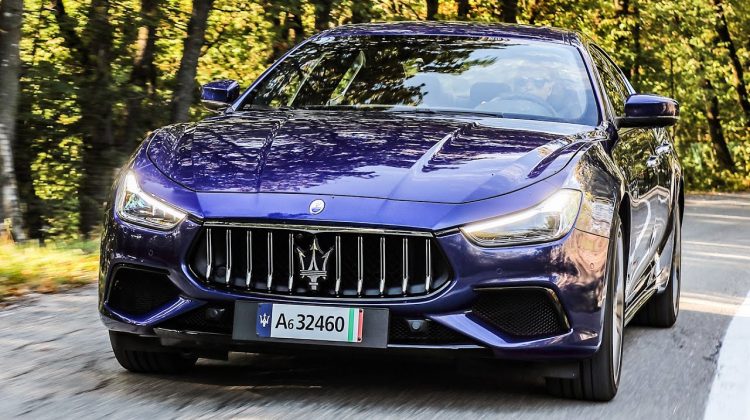 Ferrari și Rolls-Royce pe sub radar. Cum ajung mașinile de lux în Rusia, în ciuda sancțiunilor