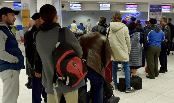 În fiecare zi, Moldova pierde 79 de oameni. Prăpastia demografică se adâncește