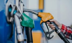 Prețul la benzină și motorină continuă să ardă la buzunare șoferii. Cât vor scote din buzunar mâine, 19 ianuarie