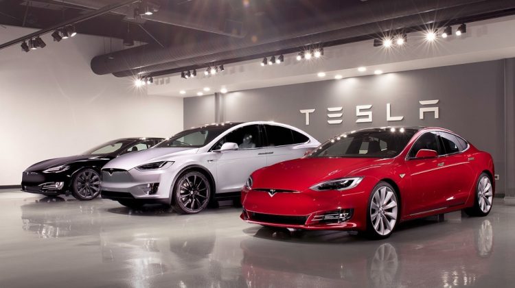 Record. Tesla lui Elon Musk a livrat 1 milion de mașini în 2021