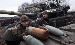 Armata lui Putin a ajuns sursa glumelor pentru beloruși. ”Sunt toată ziua beți și vând motorina din tancuri”