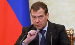 Dmitri Medvedev şi muşchii umflaţi ai ruşilor: „Sancţiunile occidentale nu vor influenţa Kremlinul”