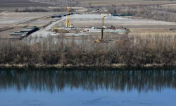 Ucrainenii construiesc podul peste Nistru, moldovenii – drumul de la Cosăuți