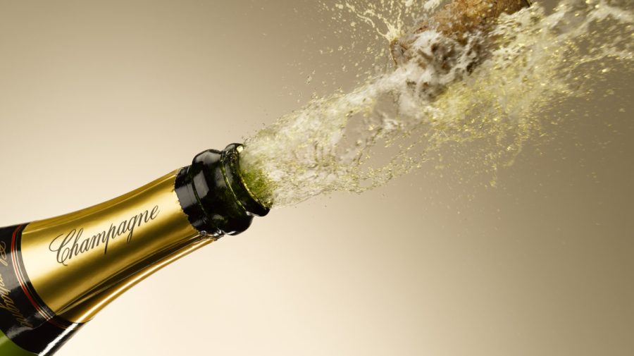 Să curgă șampania. Producătorii francezi au înregistrat vânzări record în 2021