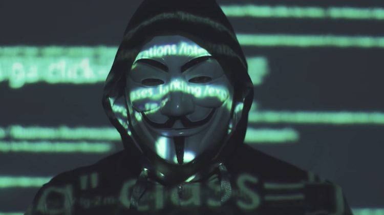 Anonymous atacă Banca Centrală Rusă şi îl ameninţă din nou pe Putin: „Suntem peste tot, chiar şi în dormitorul tău”