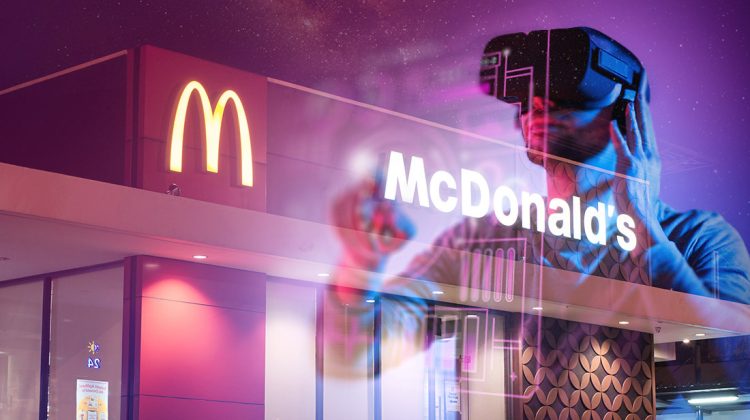 McDonald’s vrea să-și deschidă restaurant virtual. Utilizatorii vor putea comanda mâncare și băuturi