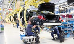 Mercedes-Benz accelerează producţia de vehicule electrice. Planurile producătorului auto
