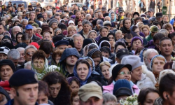 Populația fuge în străinătate fiindcă țara lor nu produce bani! În Moldova fiecare a doua persoană nu muncește