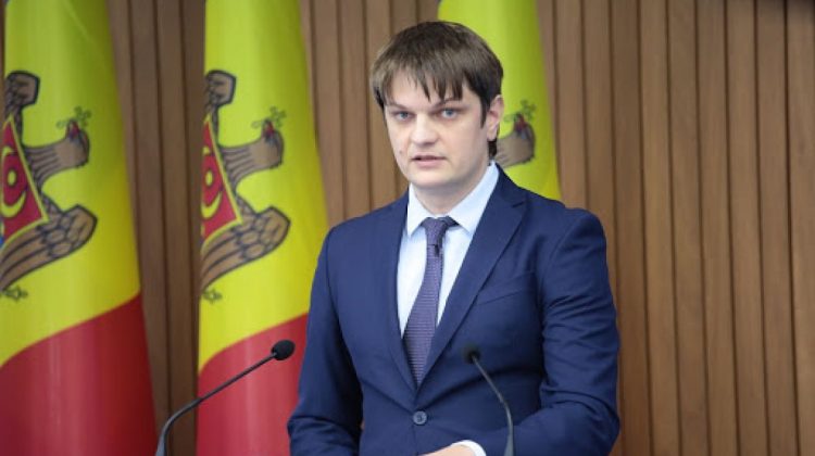 E foc și pară! Spînu: Mai mulți politicieni au îngropat proiecte care ar fi asigurat securitatea energetică a Moldovei