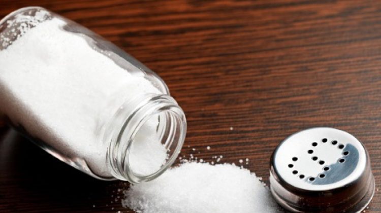 Ministerul Economiei îi calmează pe moldoveni: Avem suficiente stocuri de sare