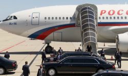 „Kremlinul zburător” și mașina blindată Aurus Senat – cum este protejat Putin în situații de urgență