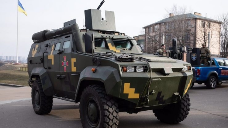 Arme de 2 mil. USD de la fostul președinte al Ucrainei, Poroșenko. „Nu le vom oferi invadatorilor ruși nicio șansă”