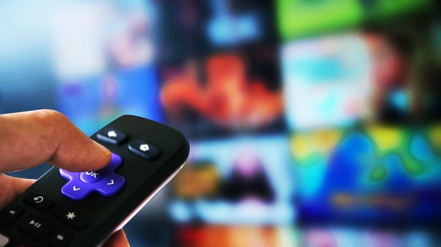 Familiile defavorizate vor primi gratuit convertoare pentru conectarea la televiziunea digitală terestră