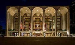 Metropolitan Opera din New York va organiza un concert cu strângere de fonduri pentru Ucraina. Cât costă biletul