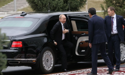 Bolidul indestructibil al lui Putin. A costat peste un milion de dolari și rezistă și la atacurile cu bombe chimice