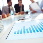 Milioane pentru câteva companii. Topul firmelor „abonate” la ajutorul de stat