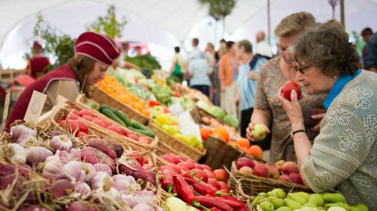 Surpriza care îi așteaptă pe producători de fructe și legume moldoveni care exportă în Ucraina