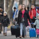Școala din Moldova a devenit o „fabrică de emigranți calificați”