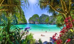 Thailanda propune miilor de turişti ruşi blocaţi pe teritoriul său să plătească în criptomonede