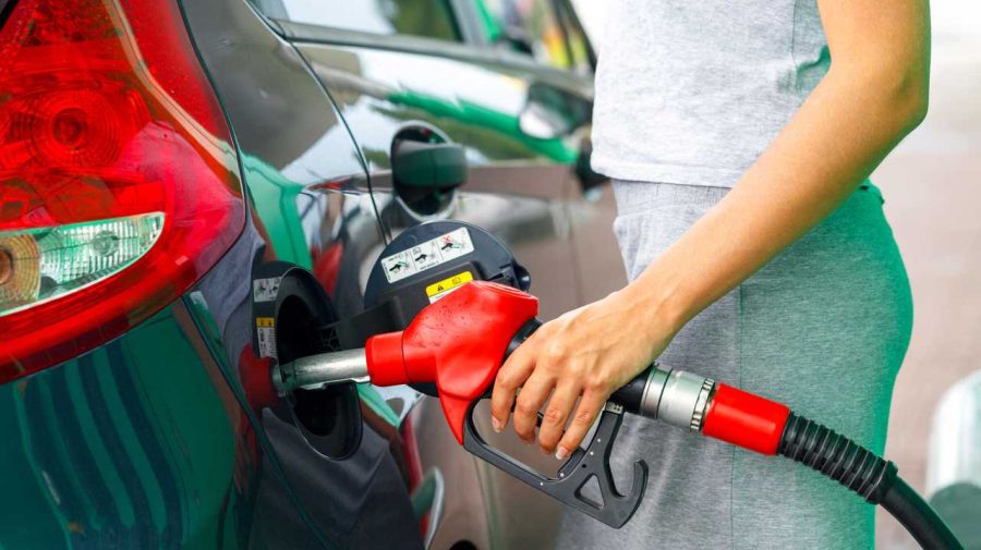 Precizare de la ANRE! De ce benzina și motorina se scumpesc considerabil