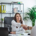 Tot mai puțini oameni muncesc în Moldova! Forța de muncă s-a redus cu peste 6%