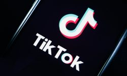 Comisia Europeană interzice folosirea TikTok pe telefoanele de serviciu. Ordonă angajaților să șteargă aplicația