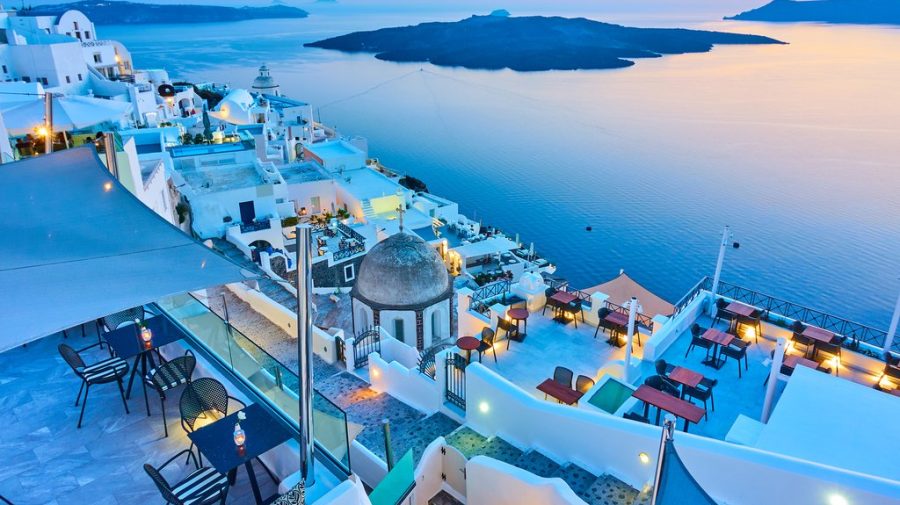 Hotelurile din Grecia în care camerele s-au scumpit cu 110%: „Este o mare surpriză”