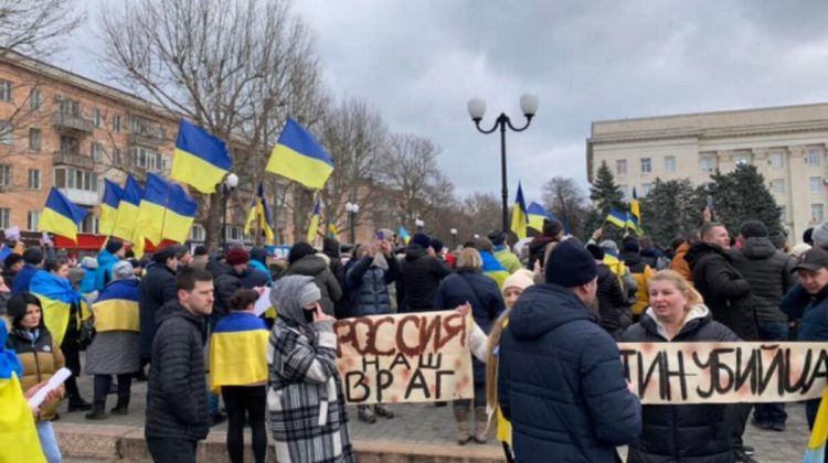Cum încearcă forțele rusești să eradicheze identitatea ucraineană în Herson: Rublă, televiziune și educație