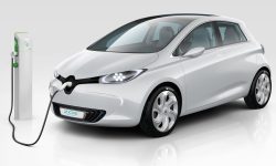 Producătorul auto Renault, tot mai interesat de vehiculele electrice: Toate opțiunile sunt valabile