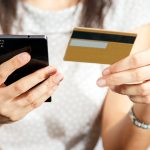 Noi sancțiuni pentru fraude online și furtul cardurilor bancare: până la 300 000 de lei amendă și închisoare