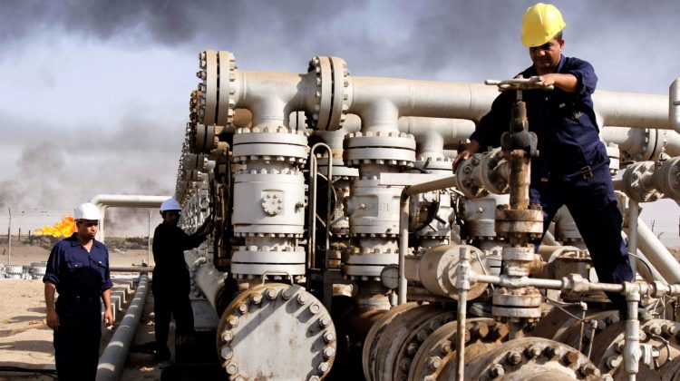 Irak planifică să mărească capacitatea de producție la petrolului la șase milioane de barili pe zi. Cât țiței extrage