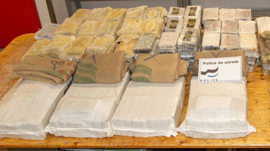 La o fabrică Nespresso din Elveția poliția a confiscat 500 kg de cocaină trimisă în saci de cafea