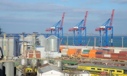Blocada din Marea Neagră: ruşii blochează porturile ucrainene şi pun mine în zonă
