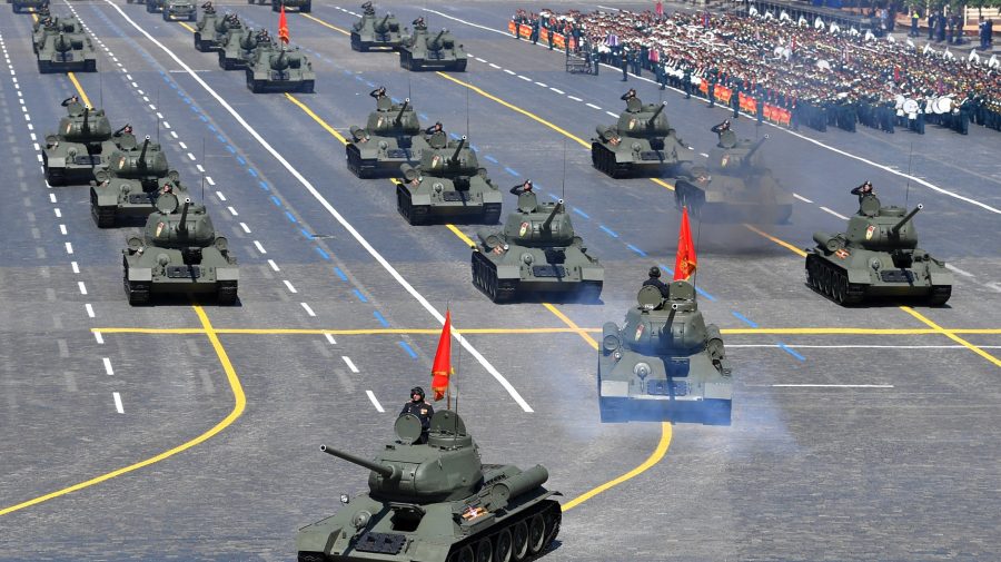Putin conduce festivităţile de Ziua Victoriei de la Mosova: va defila şi avionul „apocaliptic”