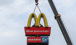 FOTO Rușii, nemulțumiți de noua denumire a restaurantelor McDonald’s. Ironiile stârnite de noul logo