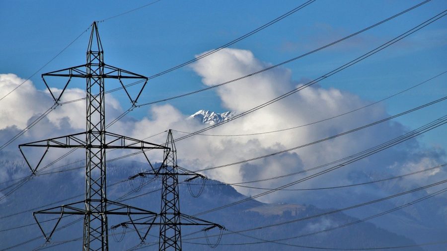 Ucraina s-a conectat la rețeaua electrică a UE. Va exporta electricitate spre România, Ungaria, Slovacia și Polonia