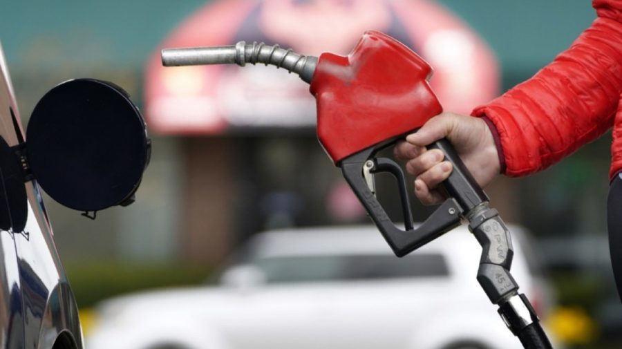 Prețurile la carburanți pentru mâine, 28 iunie! Benzina se ieftinește, motorina se scumpește