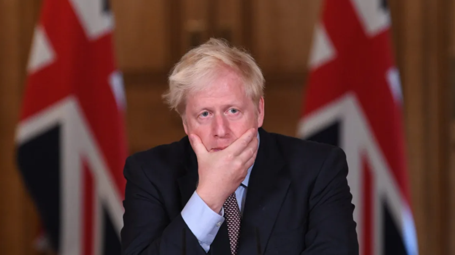 Boris Johnson apasă „butonul” Brexit pentru a-și salva popularitatea