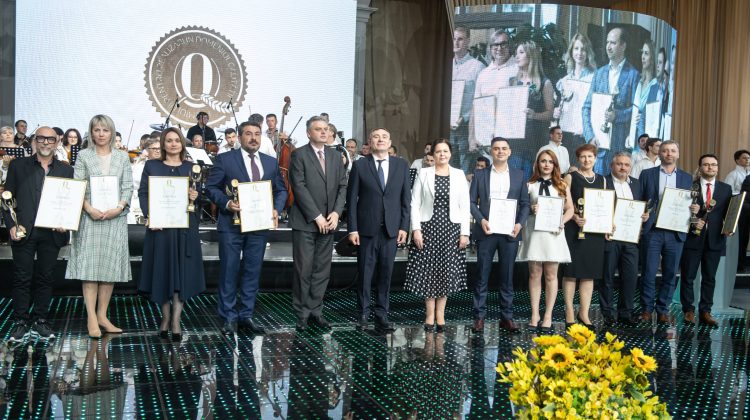 (FOTO) Cine sunt câștigătorii concursului „Premiul pentru realizări în domeniul calității” organizat de CCI a RM