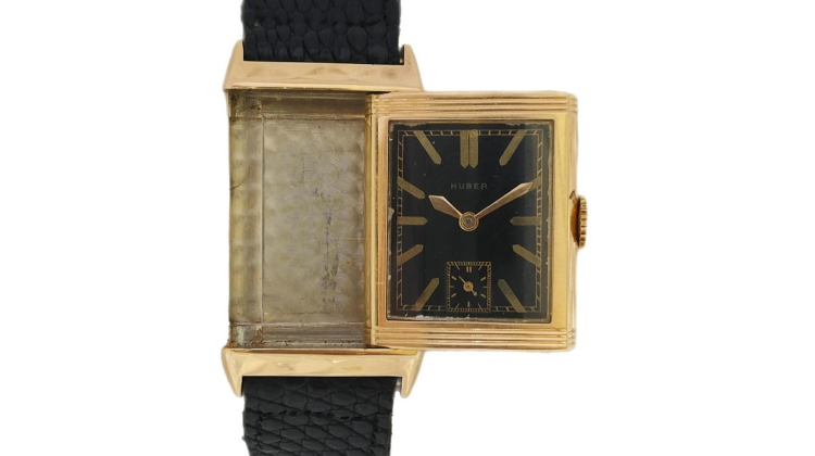 Ceasul lui Hitler s-a vândut cu 1,1 milioane de dolari într-o licitație controversată